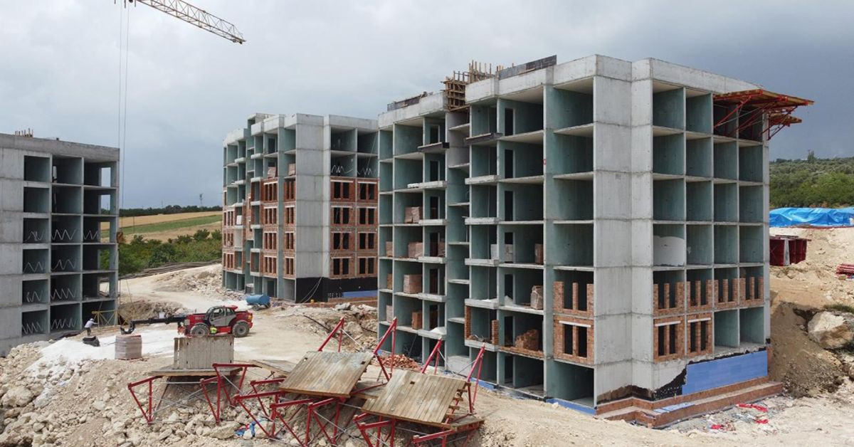 Depremzedeler için tarih verildi: Hatay’da afet konutları teslim ediliyor