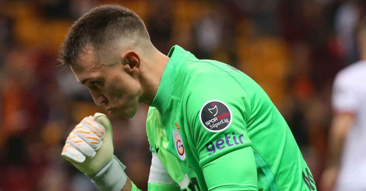 Derbide Muslera'nın kalede olması bekleniyor.