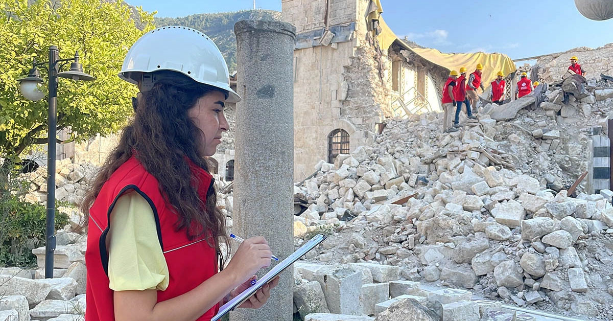 Derya Apartmanı'nda 82 kişi hayatını kaybetti. Bilirkişi raporu ihmalkar var dedi