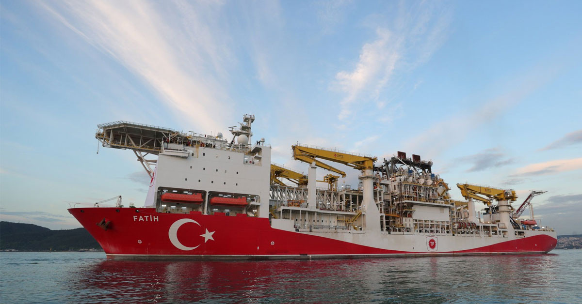 Doğal gaz arayışı için çalışmalarının başlandığını belirten, Enerji ve Tabii Kaynaklar Bakanı Bayraktar, Göktepe-1 kuyusunda sondaja başlandığını duyurdu.