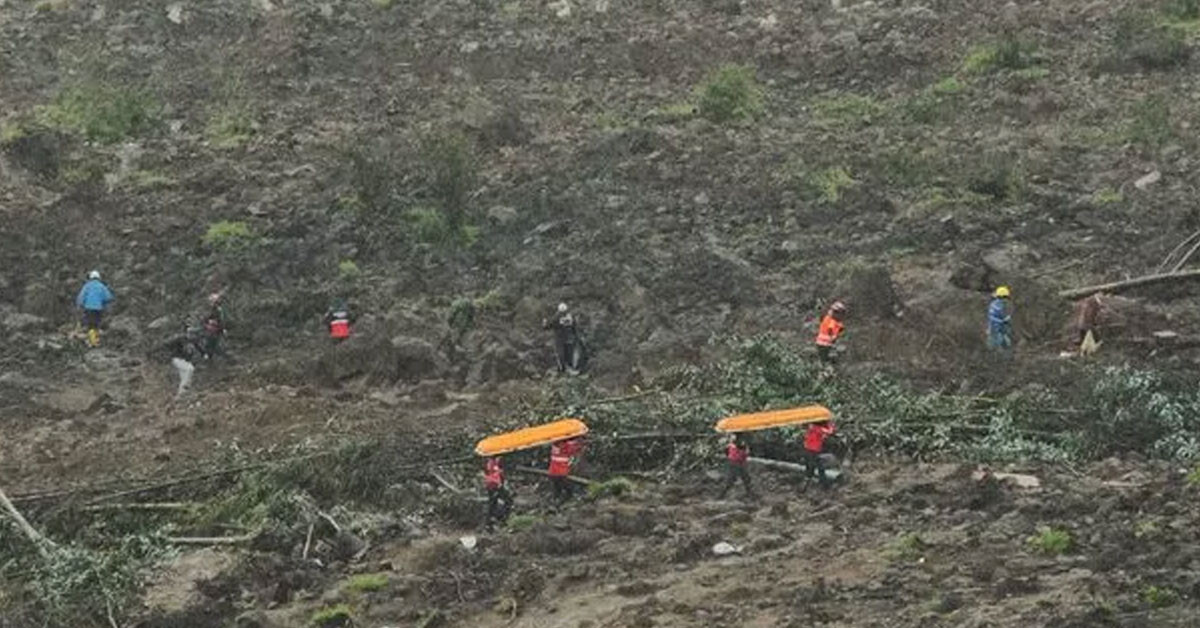 Ekvator'da heyelan
