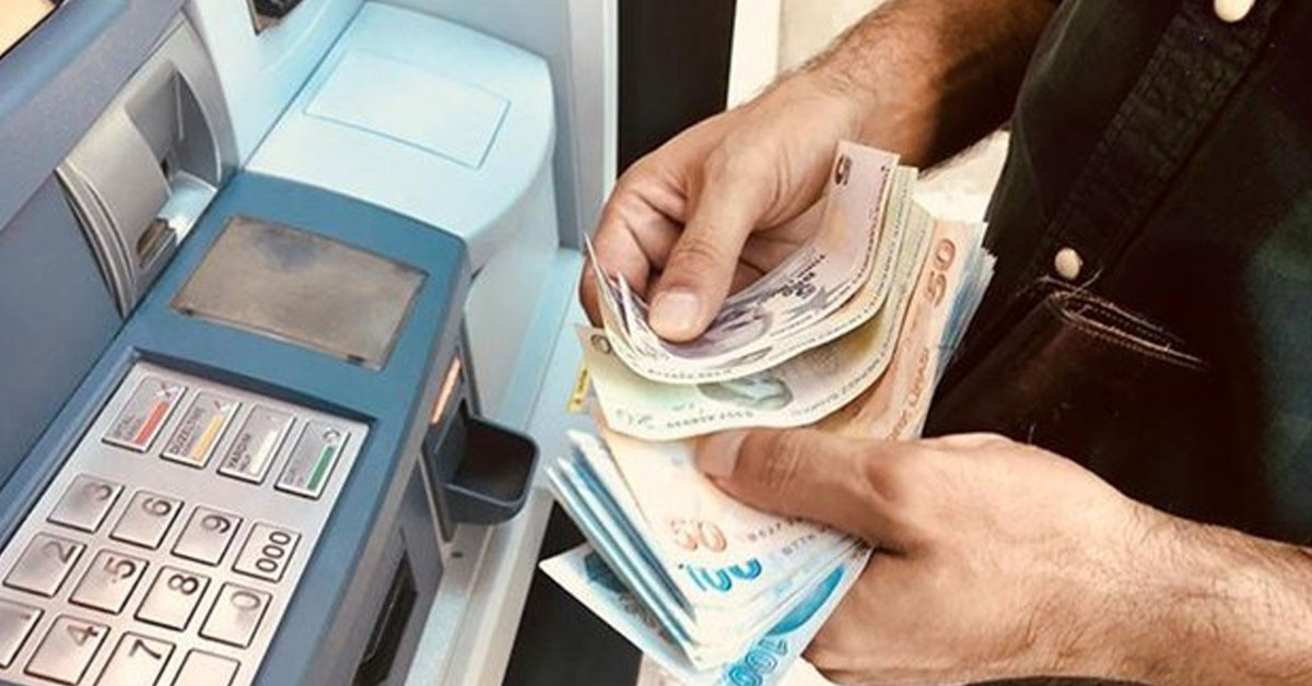 Emekli olmayıp çalışırsam maaşım düşer mi? Emekli olmayıp çalışırsam maaşım düşer mi?