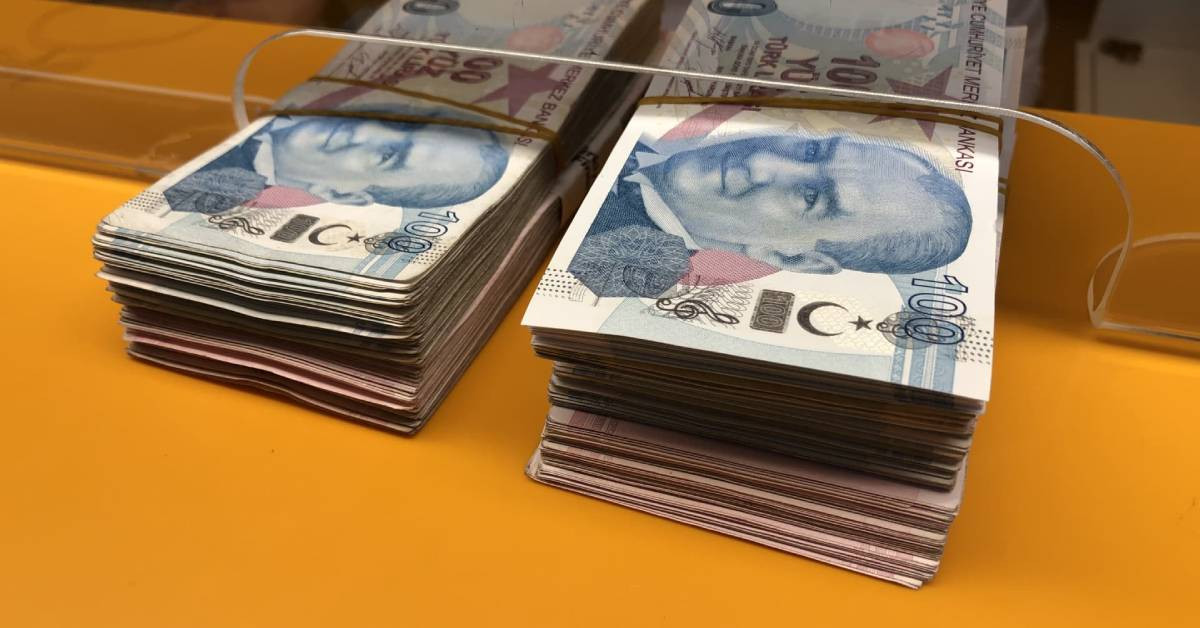 Emekli seyyanen zam