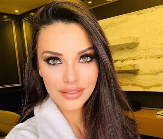 Tuvana Türkay kimdir?