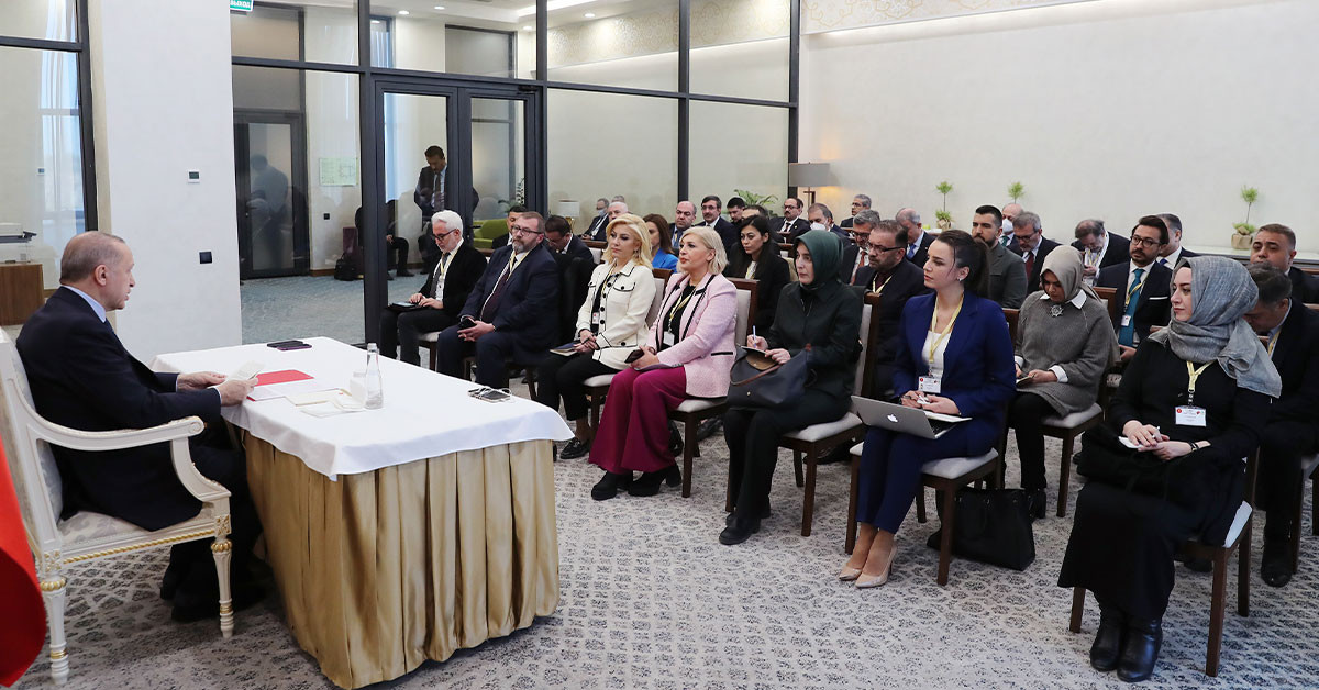Erdoğan ve Gazeteciler Erdoğan ve Gazeteciler