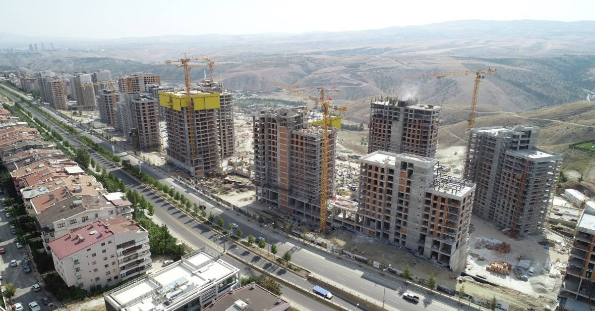 Evini yenilemek isteyenlere büyük destek: Yeni kentsel dönüşüm projesinin detayları belli oldu Evini yenilemek isteyenlere büyük destek: Yeni kentsel dönüşüm projesinin detayları belli oldu