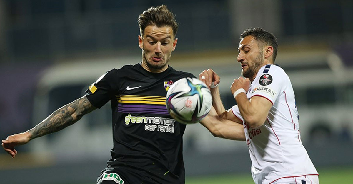 Eyüpspor maçı sonrası Hamza hoca açıklamalar yaptı.
