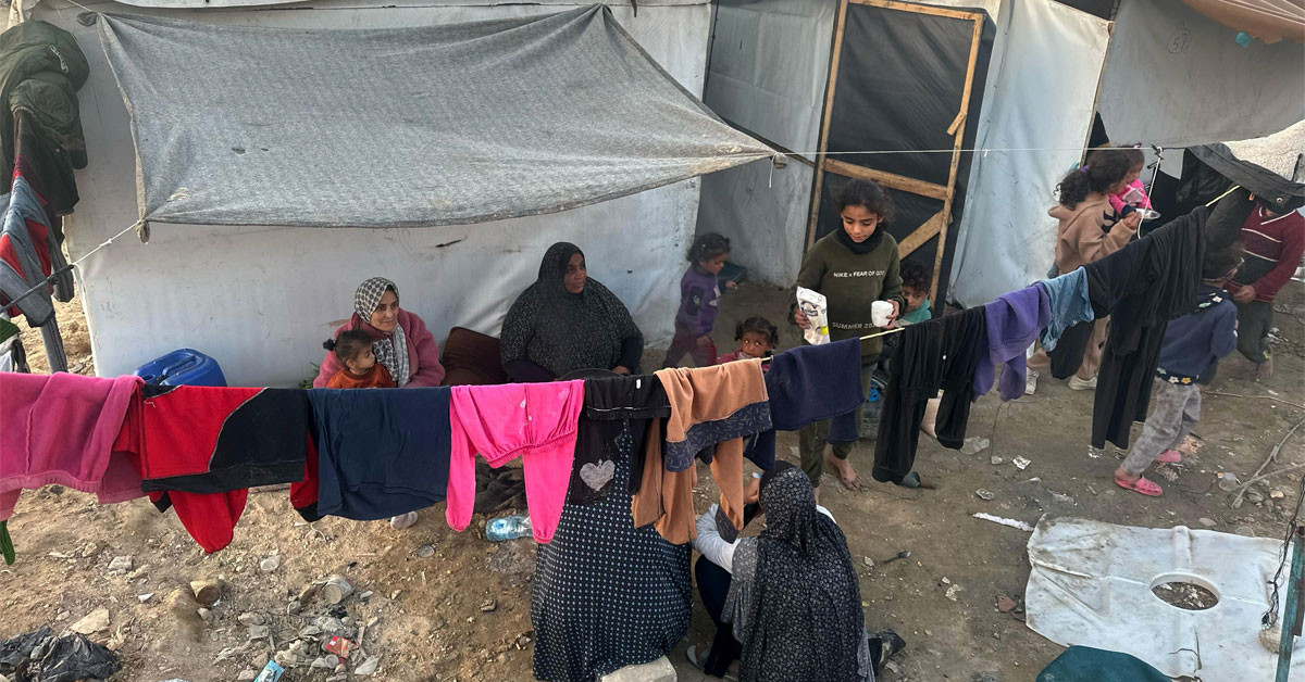 Filistinli aileler çadırlarda kalıyorlar