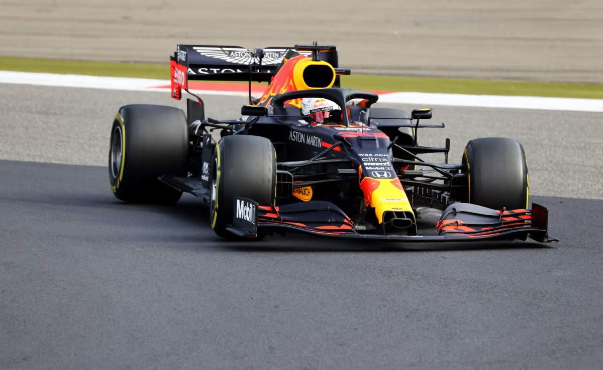 FORMULA 1