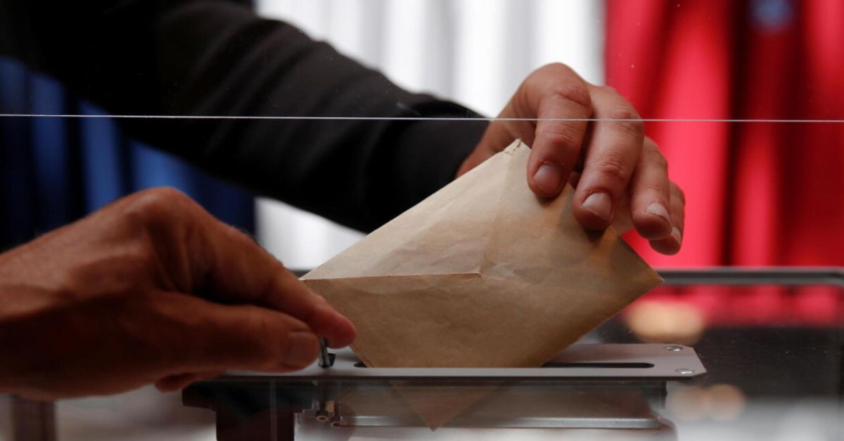 Fransa halkı Macron’a sağ gösterdi sol vurdu: İkinci turda da galip gelemedi Fransa halkı Macron’a sağ gösterdi sol vurdu: İkinci turda da galip gelemedi