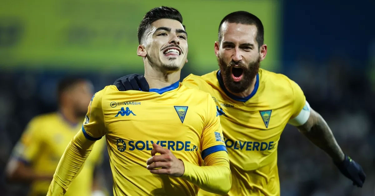 Futbolcu Fenerbahçe'ye çok yakın