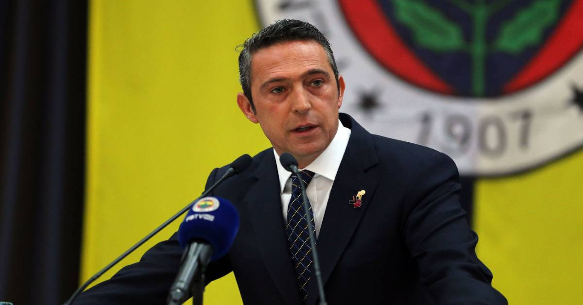 Galatasaray’dan Fenerbahçe’ye erteleme cevabı: ‘’Türk futbolunun faydasına olacak her kararın arkasındayız’’ Galatasaray’dan Fenerbahçe’ye erteleme cevabı: ‘’Türk futbolunun faydasına olacak her kararın arkasındayız’’