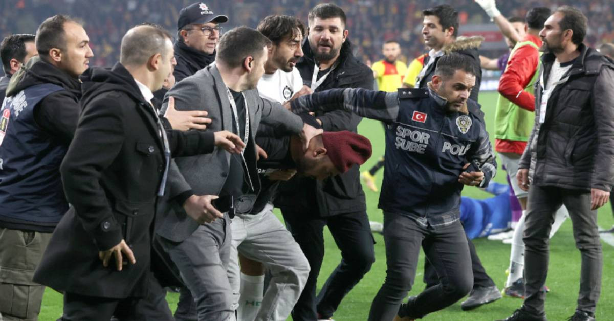 Göztepe Altay Hükmen Mağlubiyet