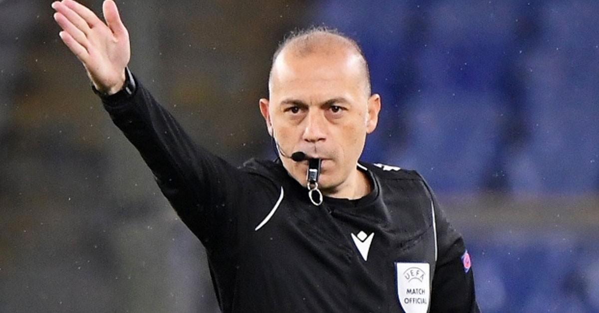 Hakem geleceği hakkında konuştu.