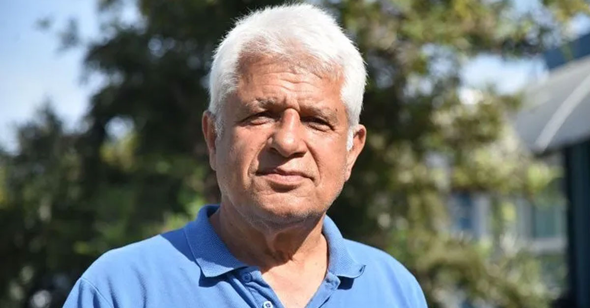 Havaların ısınmasıyla birlikte Akdeniz sahillerinde deniz sezonu açıldı. Ancak Antalya kıyılarında görülen yoğun denizanaları, büyük panik yarattı. Denize giren tatilciler, denizanalarından dolayı zor anlar yaşadı. Uzmanlardan uyarı geldi: Yanma, kızarma, su toplama ve kaşıntı varsa önemli sağlık problemleri yaratabilir. Havaların ısınmasıyla birlikte Akdeniz sahillerinde deniz sezonu açıldı. Ancak Antalya kıyılarında görülen yoğun denizanaları, büyük panik yarattı. Denize giren tatilciler, denizanalarından dolayı zor anlar yaşadı. Uzmanlardan uyarı geldi: Yanma, kızarma, su toplama ve kaşıntı varsa önemli sağlık problemleri yaratabilir.