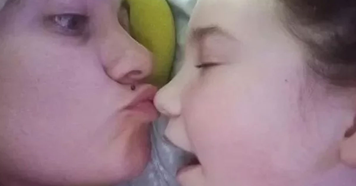 Herkes bu olayı konuşuyor: 2 kızının ölümünde şüpheli olan anne, üçüncü kızını öldürdükten sonra fotoğraf çekilmiş!