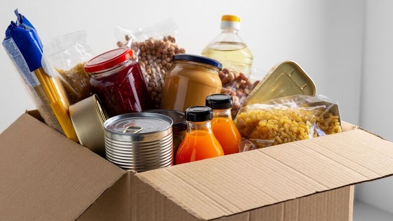 İki büyük markette ramazan kolileri indirimde