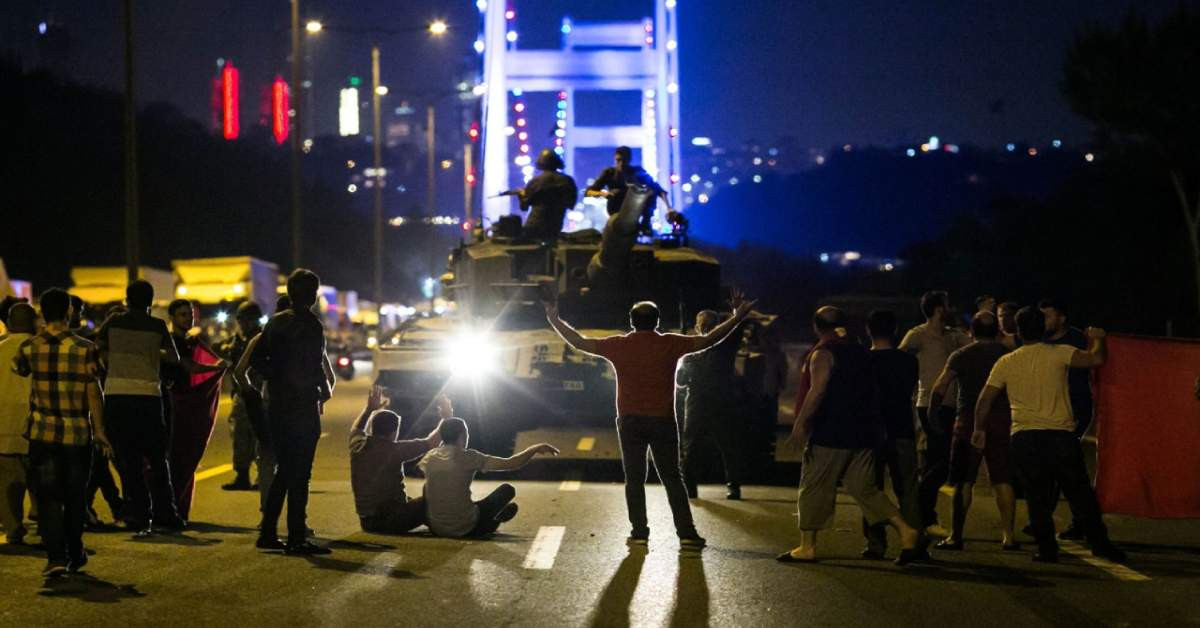 İş Dünyası 15 Temmuz Mesajı İş Dünyası 15 Temmuz Mesajı