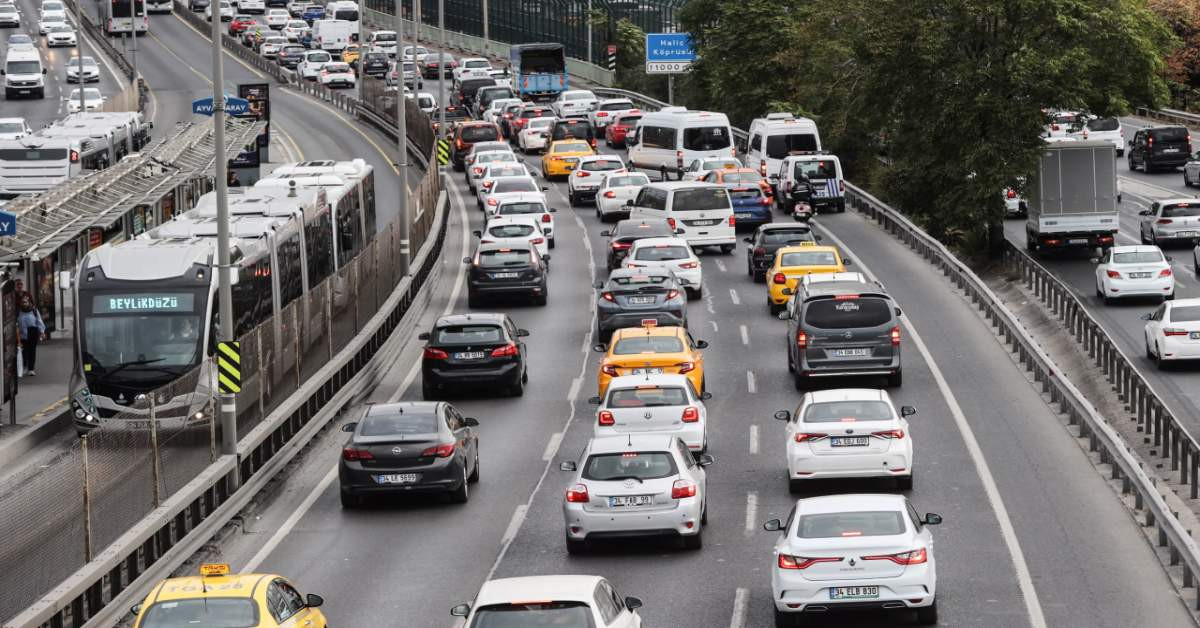 İstanbul Trafiğe Kapalı Yollar Bugün