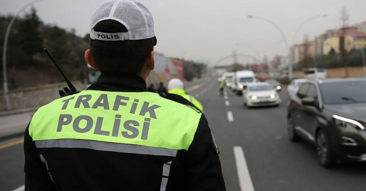 İstanbul Valiliği duyurdu: Bazı yollar trafiğe kapatıldı
