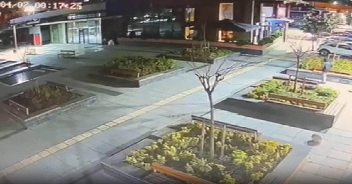 İstanbul’da el bombasıyla saldırı: İş yerlerinde hasar meydana geldi