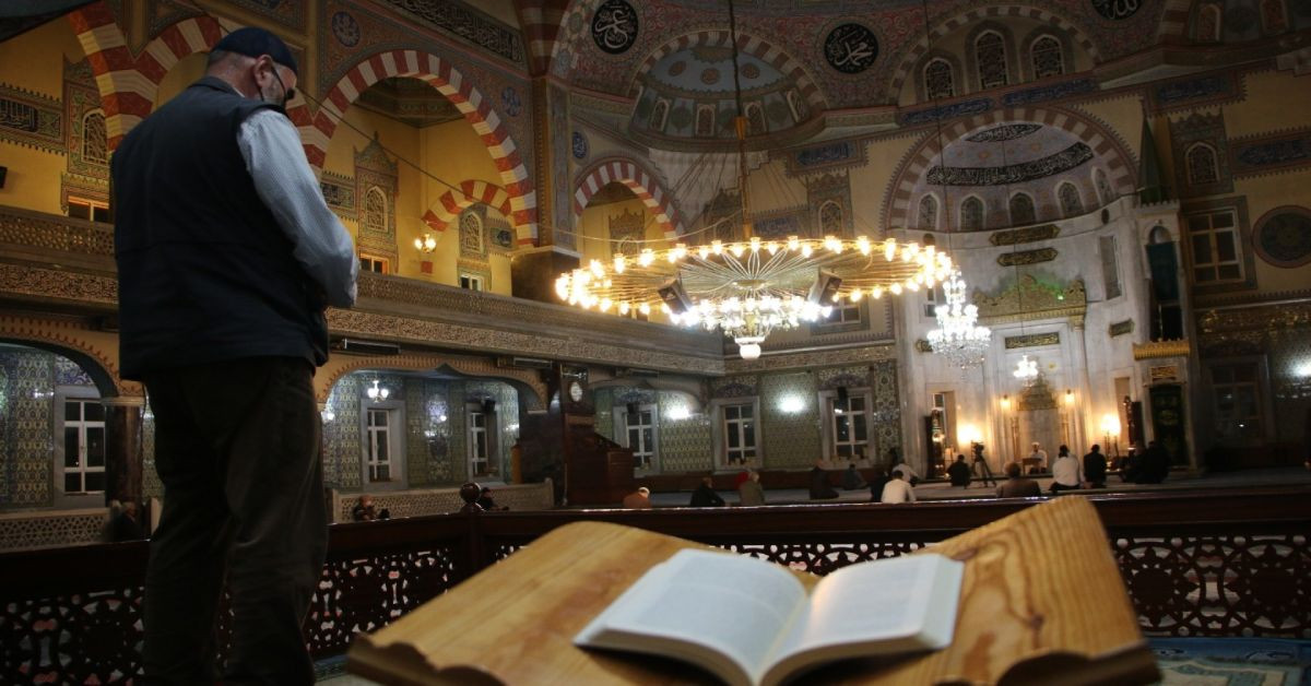 Kadir Gecesi hangi dualar okunur? 2024 Kadir Gecesi duaları ve sureleri