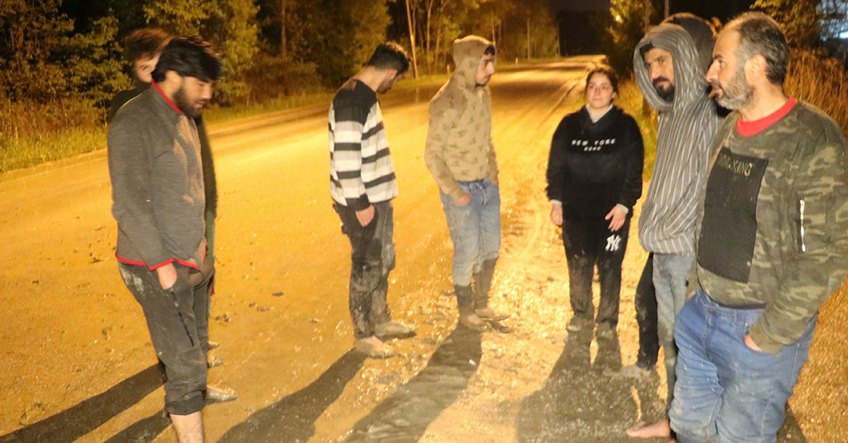 Kapıkule Sınır Kapısı'nda donmak üzereyken bulunan göçmenler konuştu: Yunanlar her şeyimizi aldı!