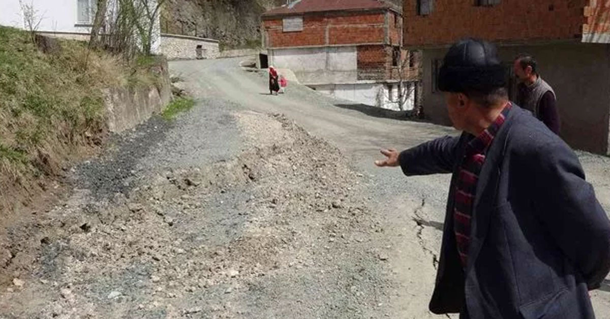 Kar yağışının olumsuz etkileri gün yüzüne çıkıyor: Mahalle resmen kayıyor!