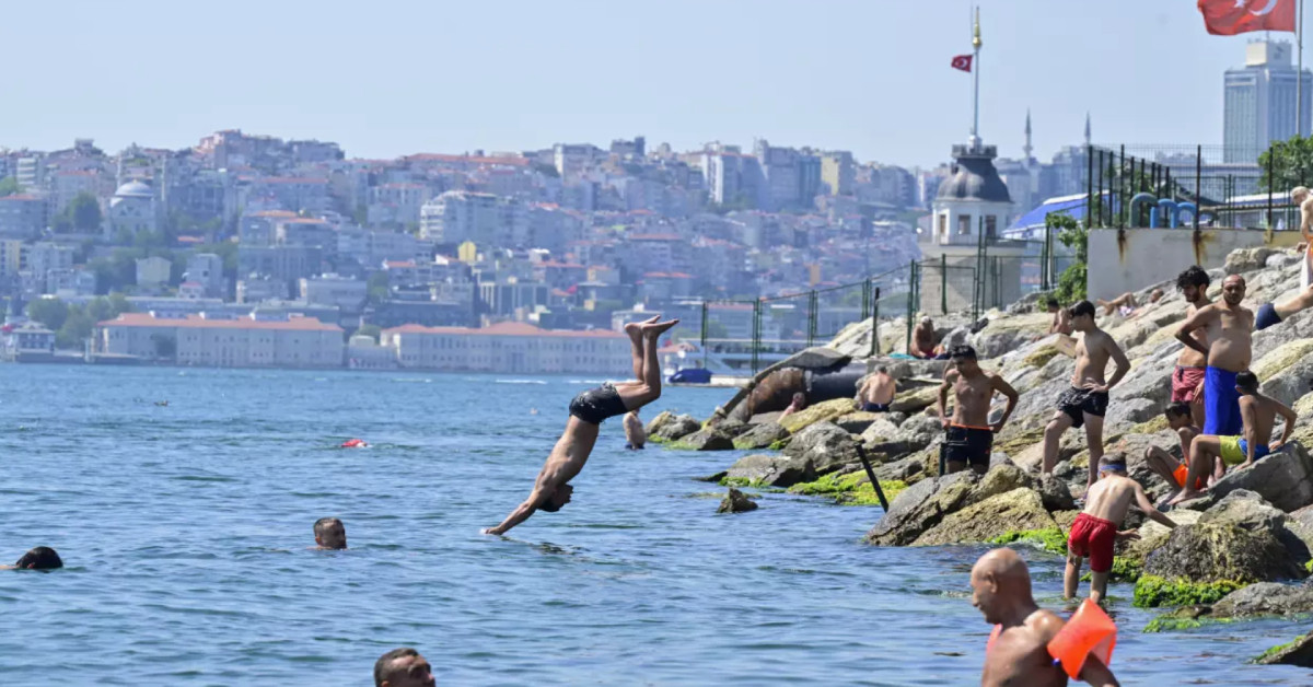 Kavurucu sıcaklar daha da yakıcı olacak: Meteoroloji il il uyardı (21 Temmuz 2024 hava durumu) Kavurucu sıcaklar daha da yakıcı olacak: Meteoroloji il il uyardı (21 Temmuz 2024 hava durumu)