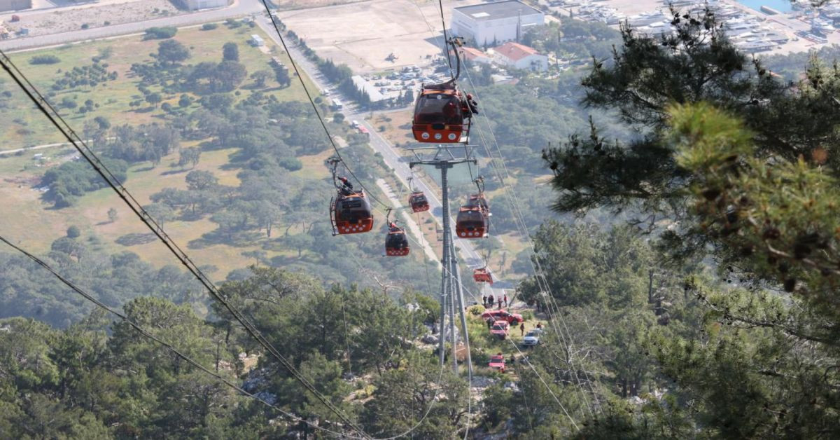 Kaza sonrasında merak konusu oldu: Antalya Tünektepe Teleferik ne zaman yapıldı? Antalya teleferiğini kim yaptı?