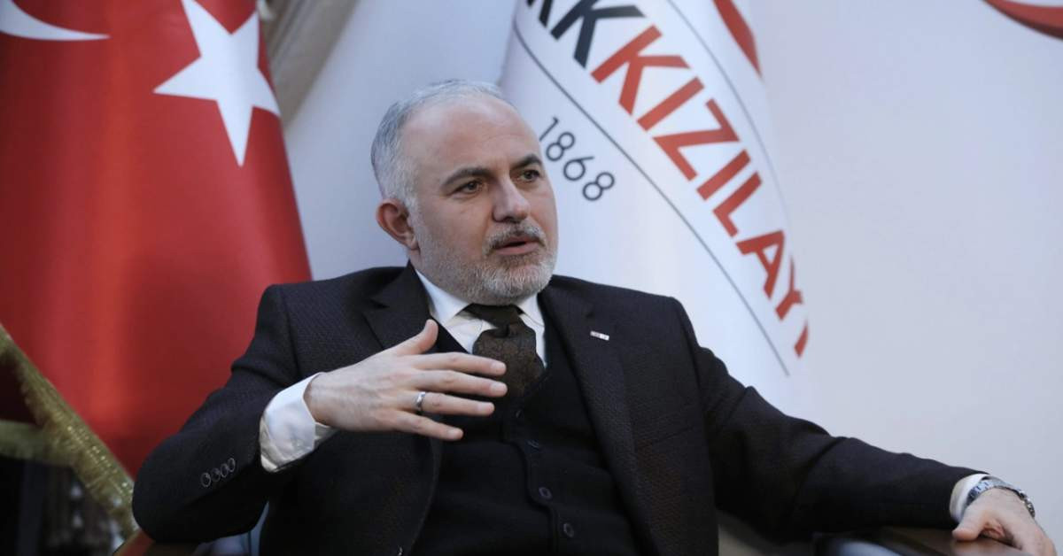 Kerem Kınık Kimdir