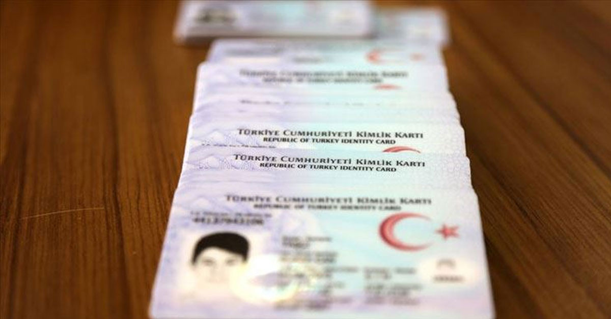 Kimlik kartlarında yeni döneme geçiliyor: 200 farklı noktada başladı! Kimlik kartlarında yeni döneme geçiliyor: 200 farklı noktada başladı!