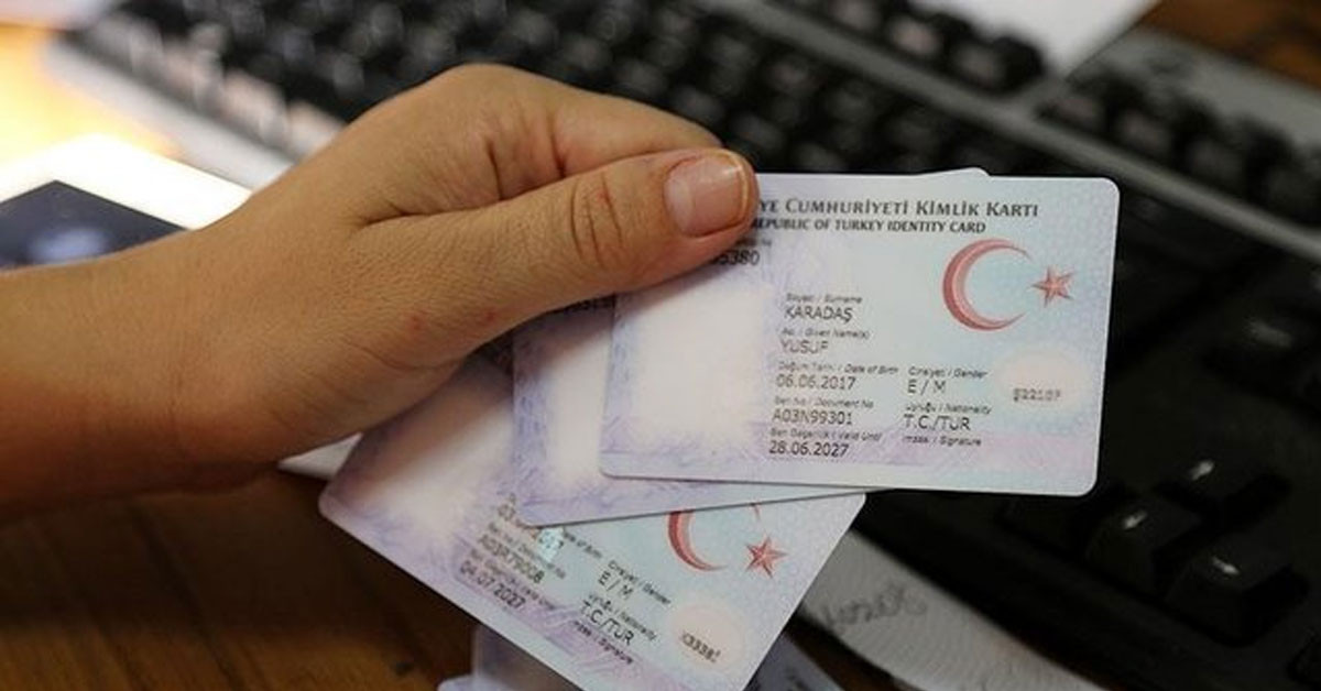 Kimlik kartlarında yeni döneme geçiliyor: 200 farklı noktada başladı! Kimlik kartlarında yeni döneme geçiliyor: 200 farklı noktada başladı!