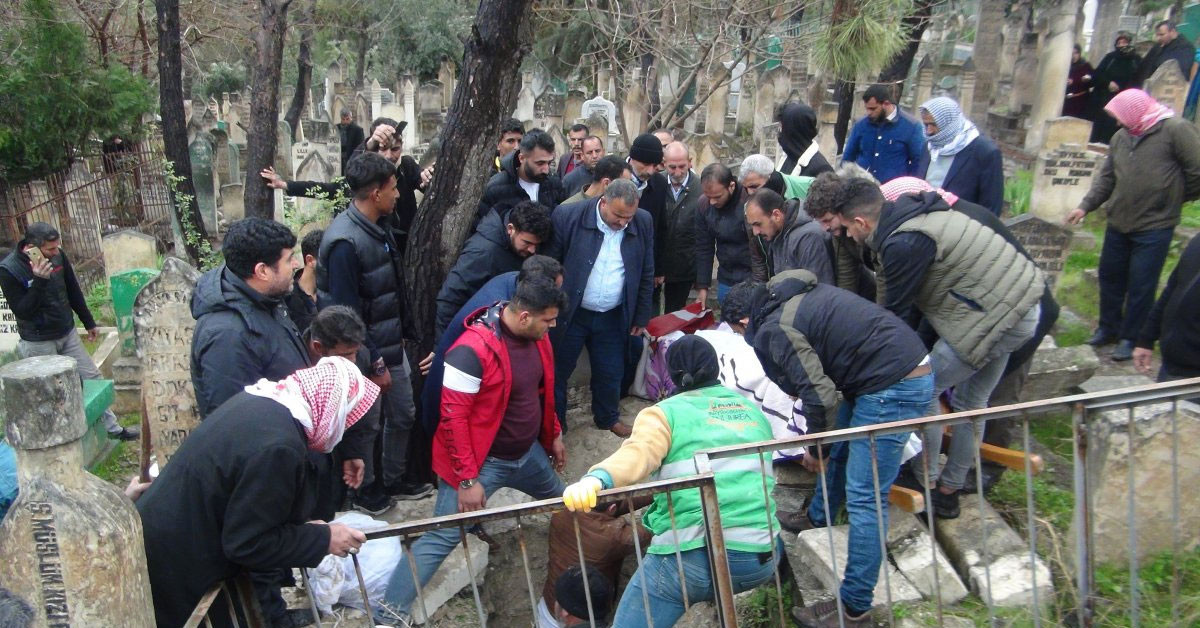 Şanlıurfa merkezde defnedildi Şanlıurfa merkezde defnedildi