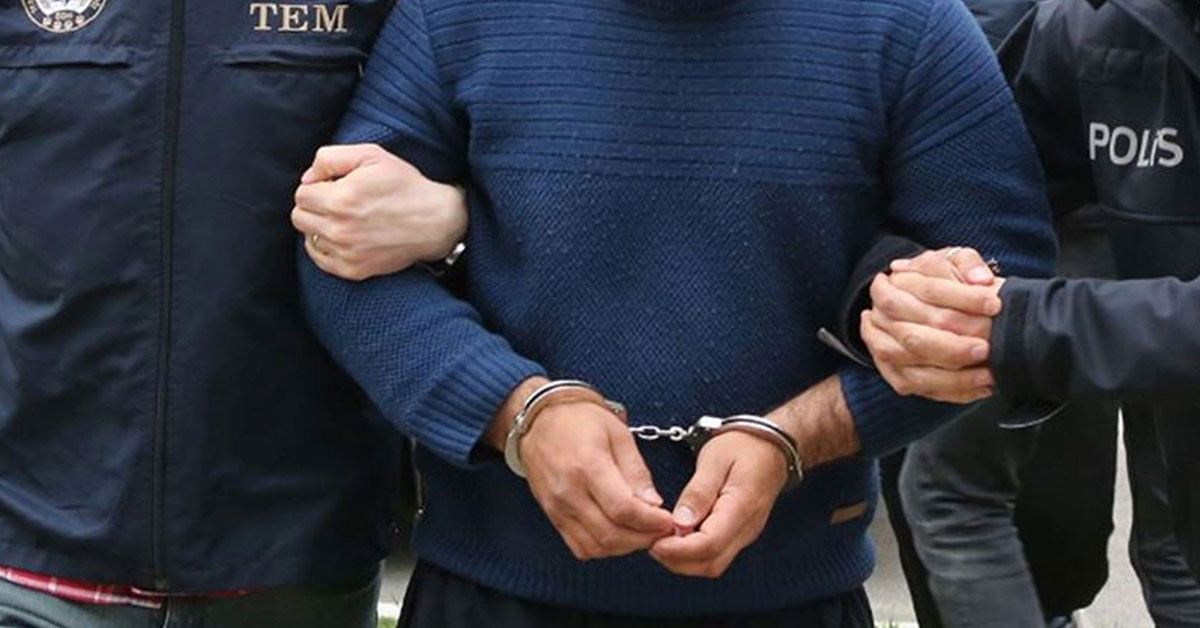 Lüks araç almak isteyen anne dolandırıldı