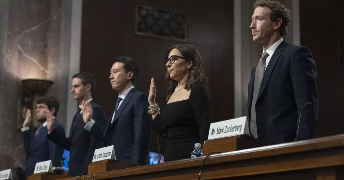 Mark zuckerberg özür diledi Mark zuckerberg özür diledi