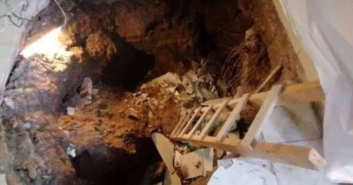 Meksikalı genç evinde uyuduğu esnada 3 metrelik çukura düştü!