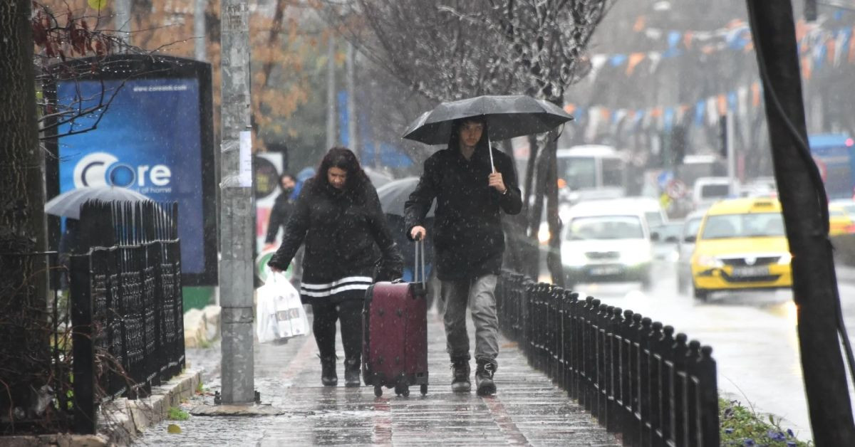Meteoroloji kuvvetli yağış için saat verdi: 19 ile sarı kodlu uyarı yapıldı
