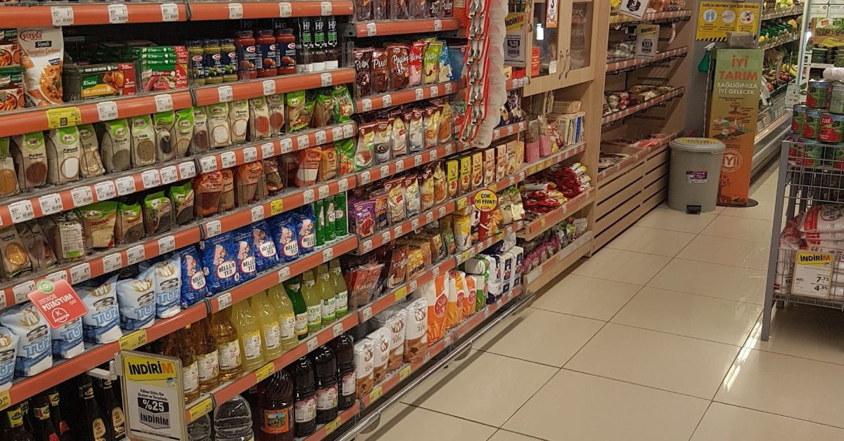 Migros yüzlerce kişiyi işe alıyor: Başvuru nasıl yapılır, şartları neler?