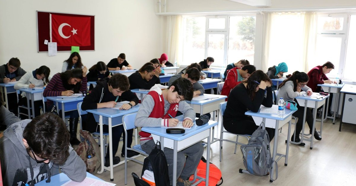 Milli Eğitim Bakanı Yusuf Tekin resmen açıkladı: Okulların açılışı ertelenmeyecek Milli Eğitim Bakanı Yusuf Tekin resmen açıkladı: Okulların açılışı ertelenmeyecek