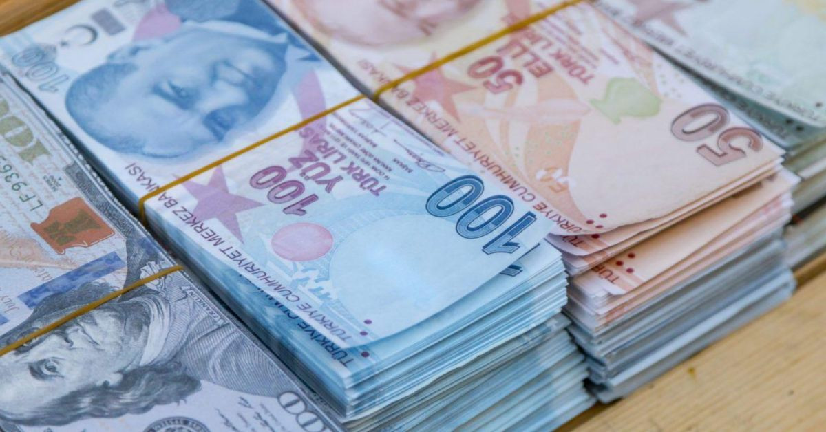Milyonlar için beklenen an geldi: Memur ve emekliye maaş zammı yarın belli olacak
