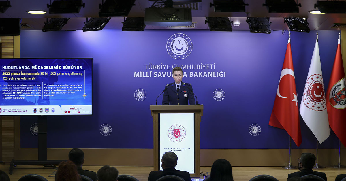 MSB Basın ve Halkla İlişkiler Müşavirliği Analiz ve Değerlendirme Subayı Binbaşı Pınar Kara MSB Basın ve Halkla İlişkiler Müşavirliği Analiz ve Değerlendirme Subayı Binbaşı Pınar Kara