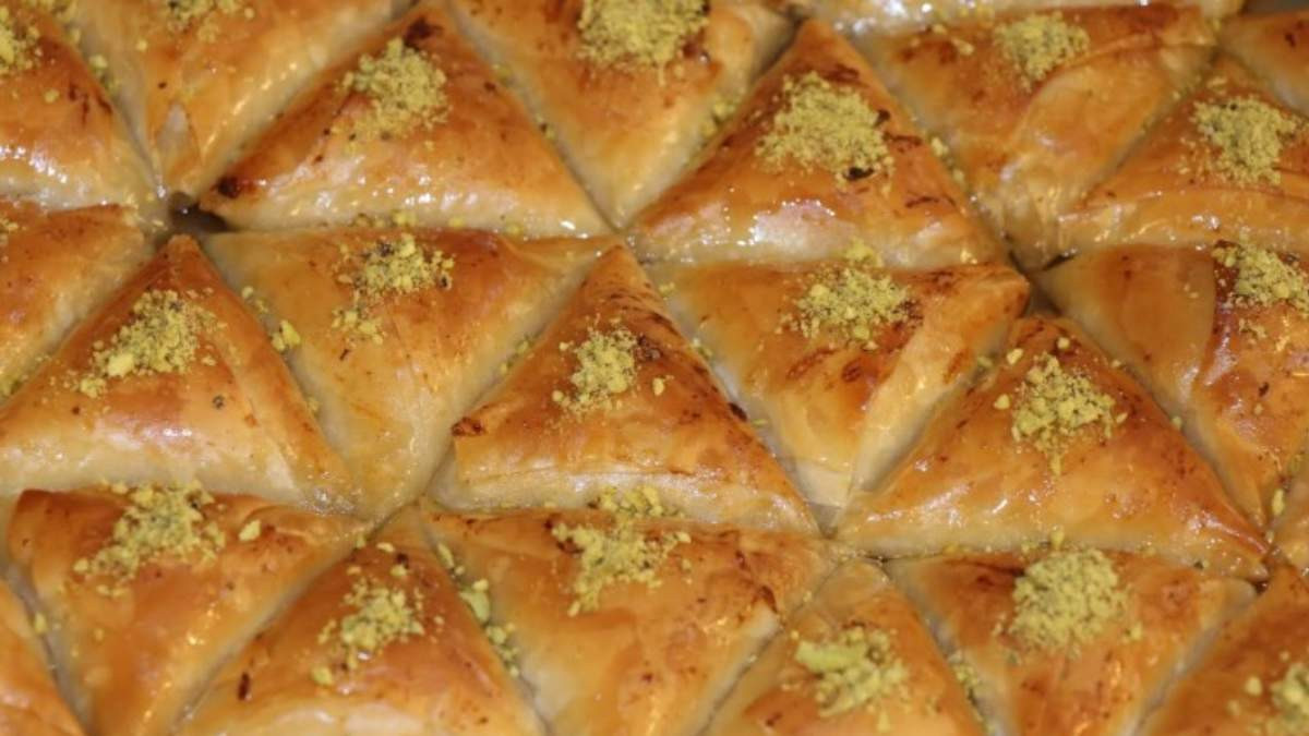 Muska Tatlısı Muhallebili muska tatlısı nasıl yapılır?