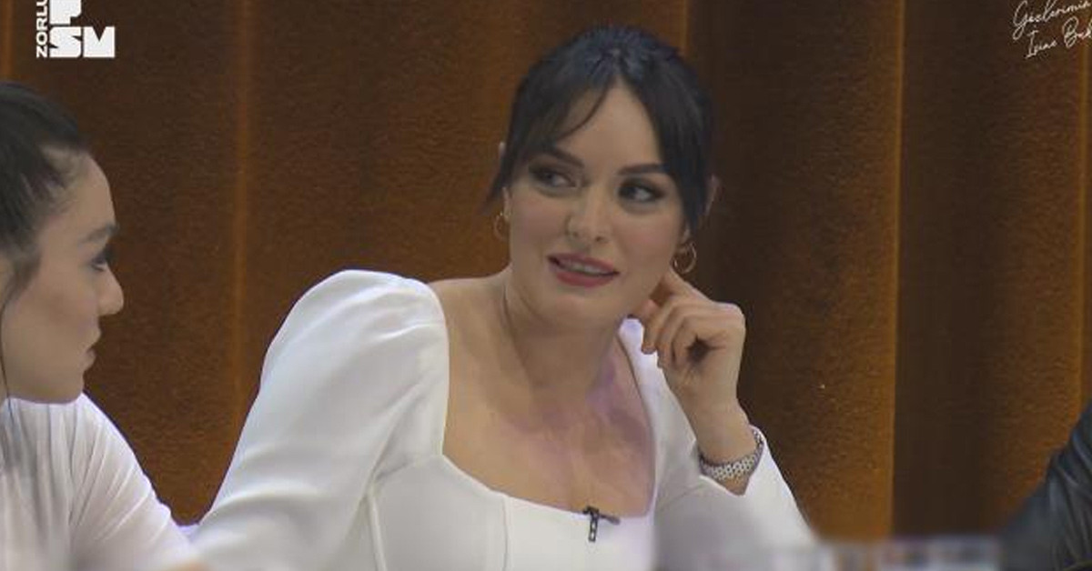 ezgi mola