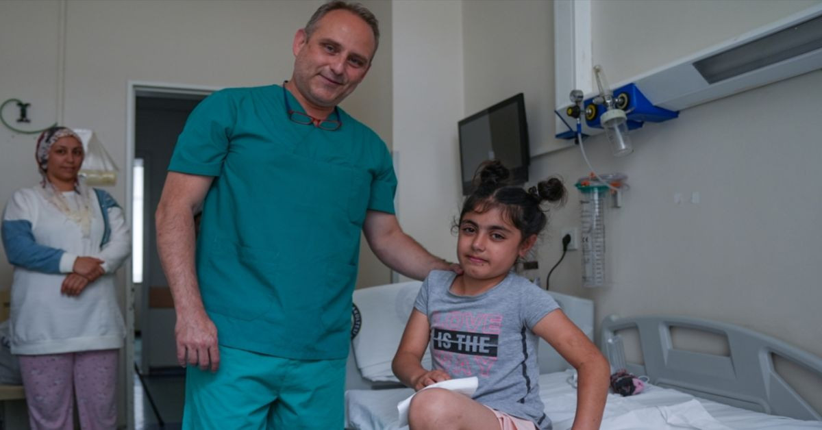 Nefes darlığı şikayetiyle hastaneye götürülmüştü: Çocuğun göğüs boşluğundan çıkan şey şok etti