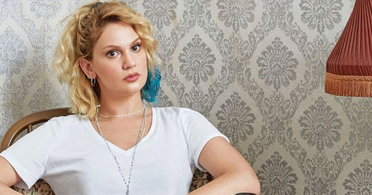 Farah Zeynep Abdullah Masumlar Apartmanı'na dönüyor