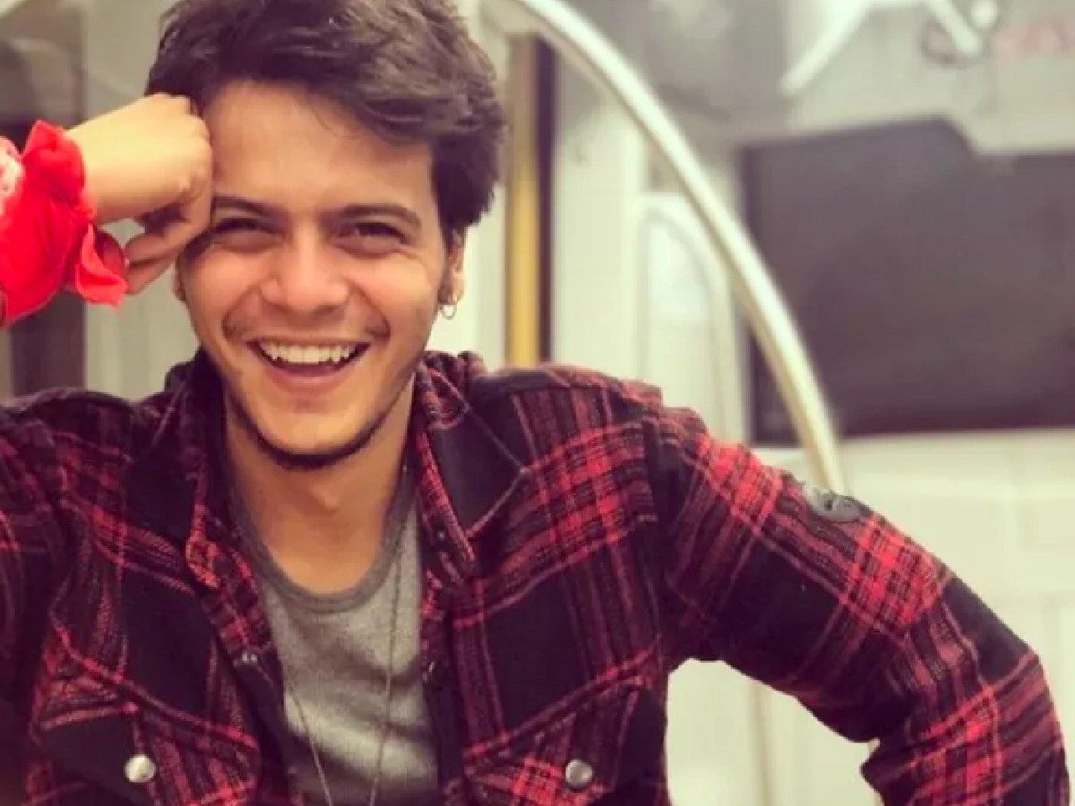 Çok Güzel Hareketler Bunlar 2 Arif Güloğlu geri döndü mü?