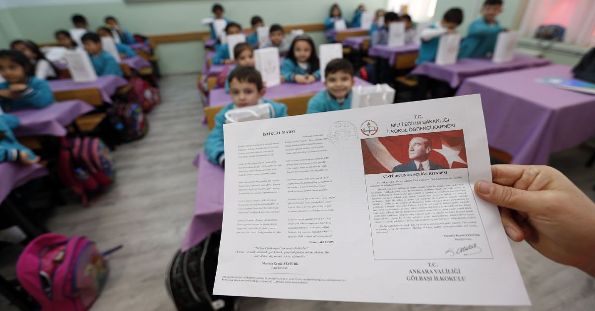 Okullarda karneler ne zaman verilecek? Karne günü hangi güne denk geliyor 2024?