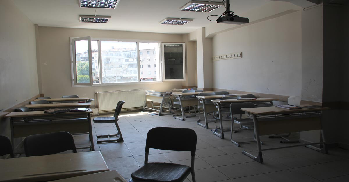 Özel İzmir Saranel Mesleki ve Teknik Anadolu Lisesi Özel İzmir Saranel Mesleki ve Teknik Anadolu Lisesi