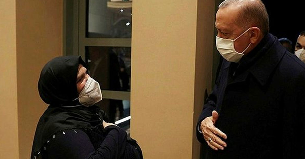 Parka Eren Bülbül isminin verilmesine karşı çıkan CHP ve HDP'lilere tepkiler sürüyor! Parka Eren Bülbül isminin verilmesine karşı çıkan CHP ve HDP'lilere tepkiler sürüyor!